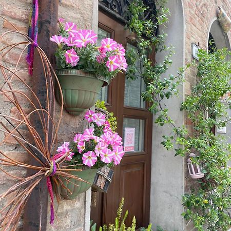 La Casa Dei Mimmi Hotel Città della Pieve Exterior foto